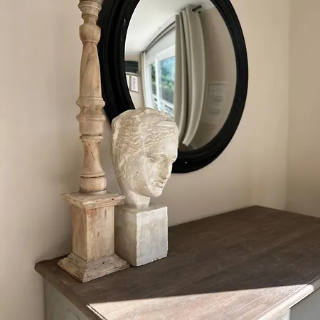 Aux Portes De Deauville